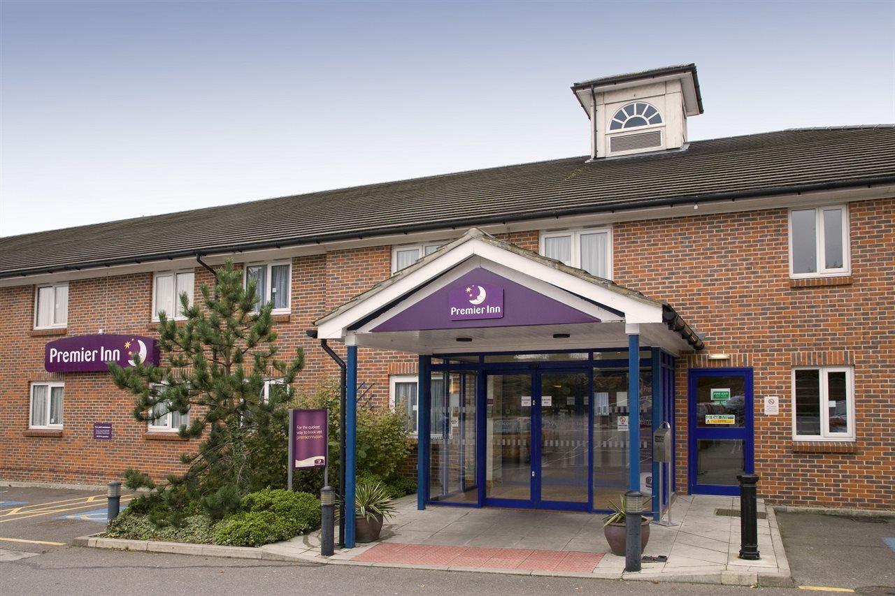 Premier Inn Basildon Rayleigh Dış mekan fotoğraf