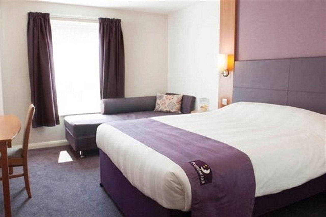 Premier Inn Basildon Rayleigh Dış mekan fotoğraf