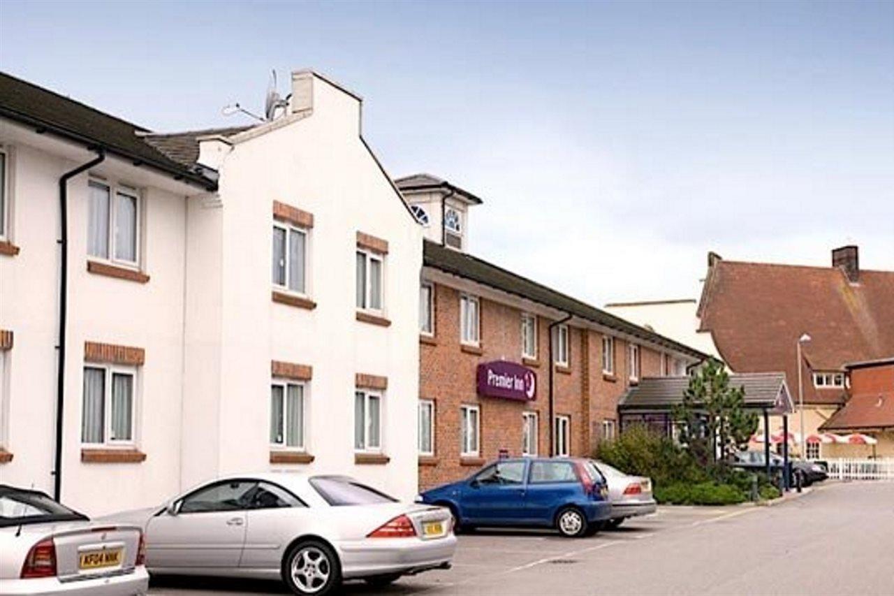 Premier Inn Basildon Rayleigh Dış mekan fotoğraf